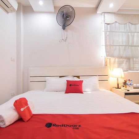Hotel Reddoorz Yen Phu Street Hanói Exterior foto