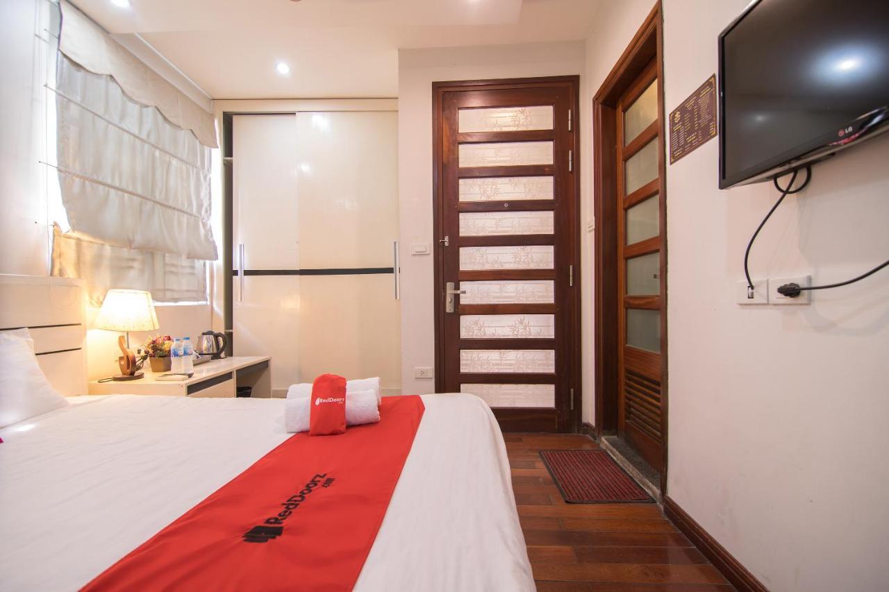 Hotel Reddoorz Yen Phu Street Hanói Exterior foto